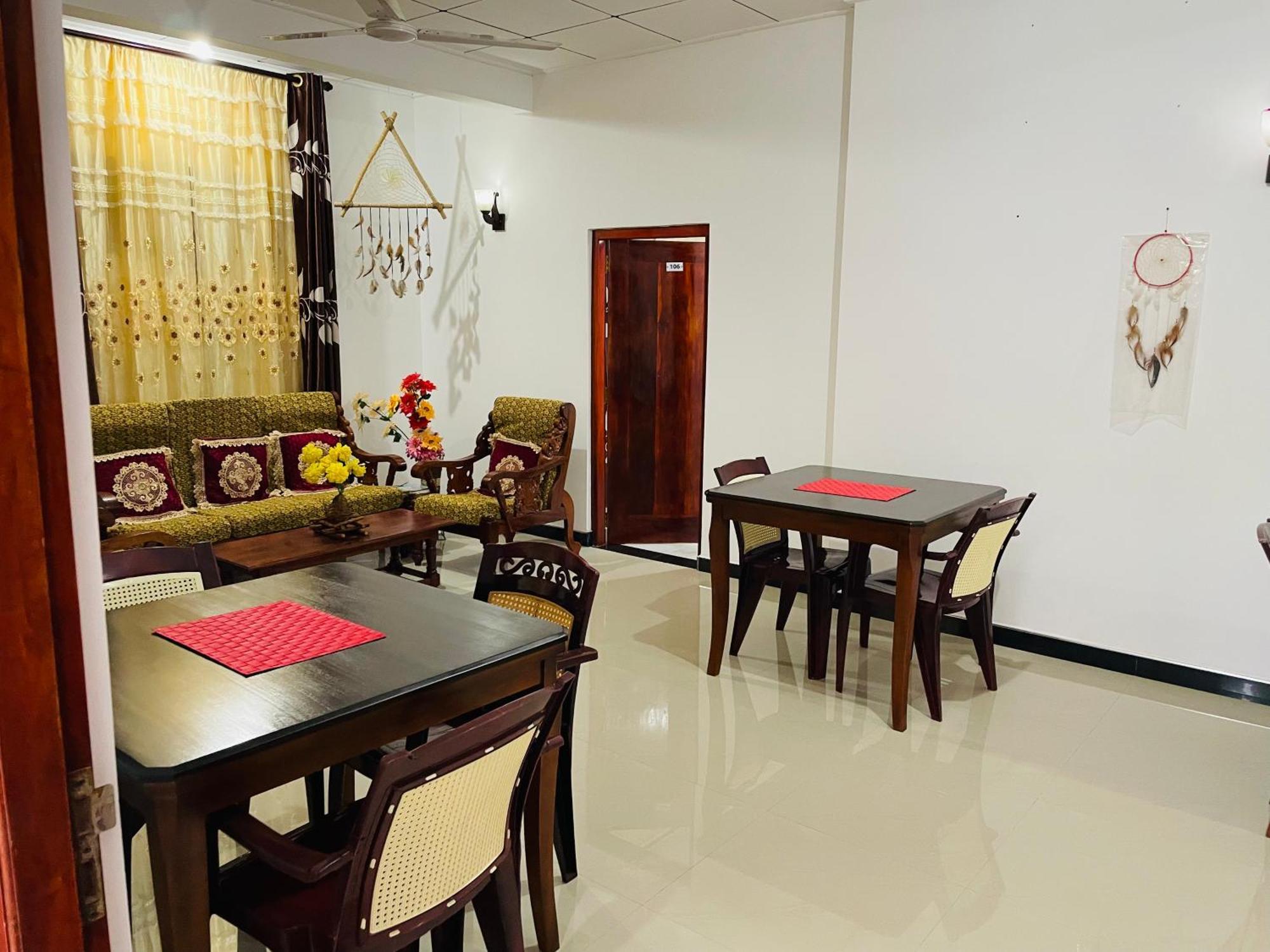 Kanthi Holiday Rest Homestay Mirissa Exterior photo