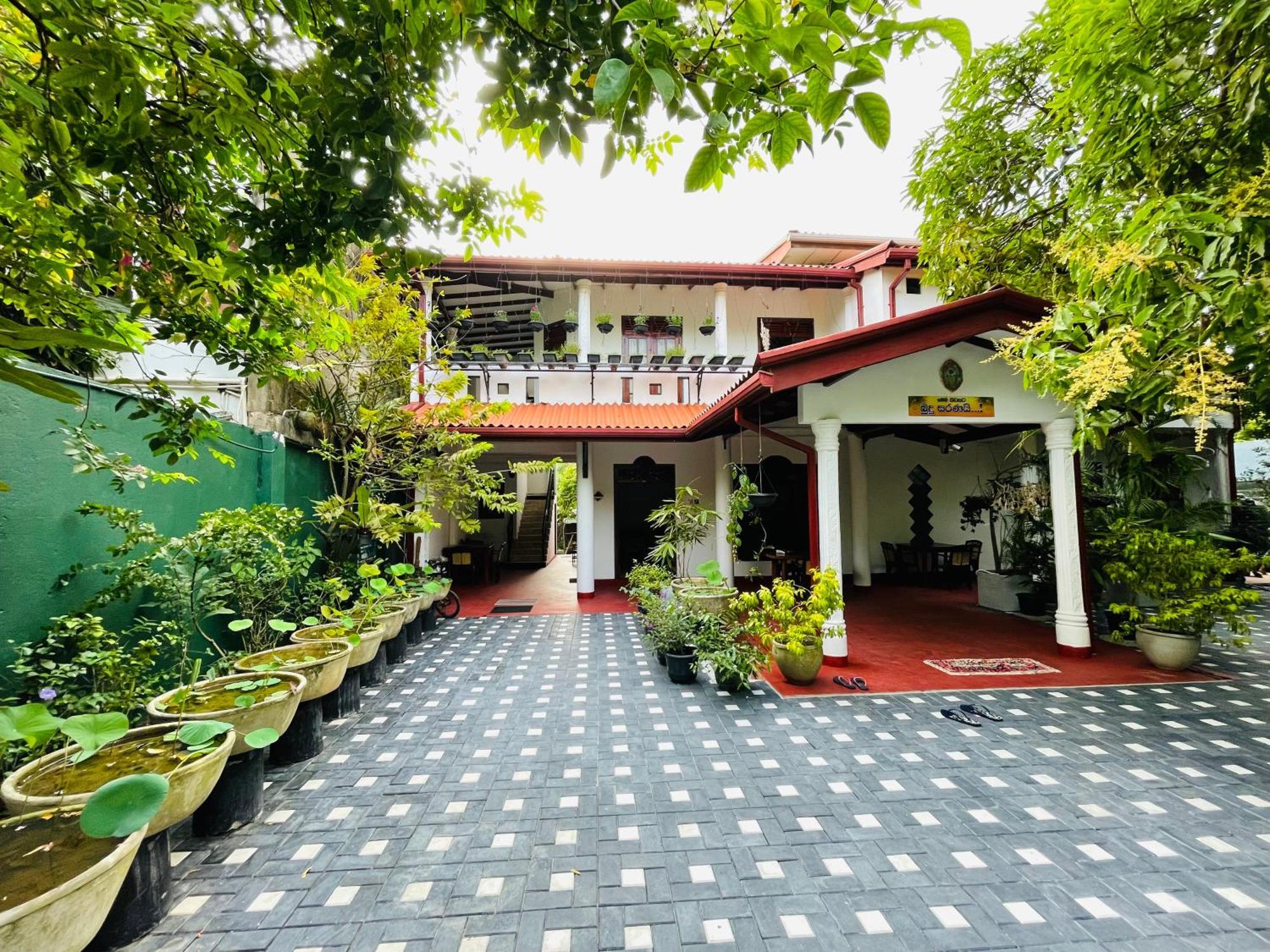 Kanthi Holiday Rest Homestay Mirissa Exterior photo