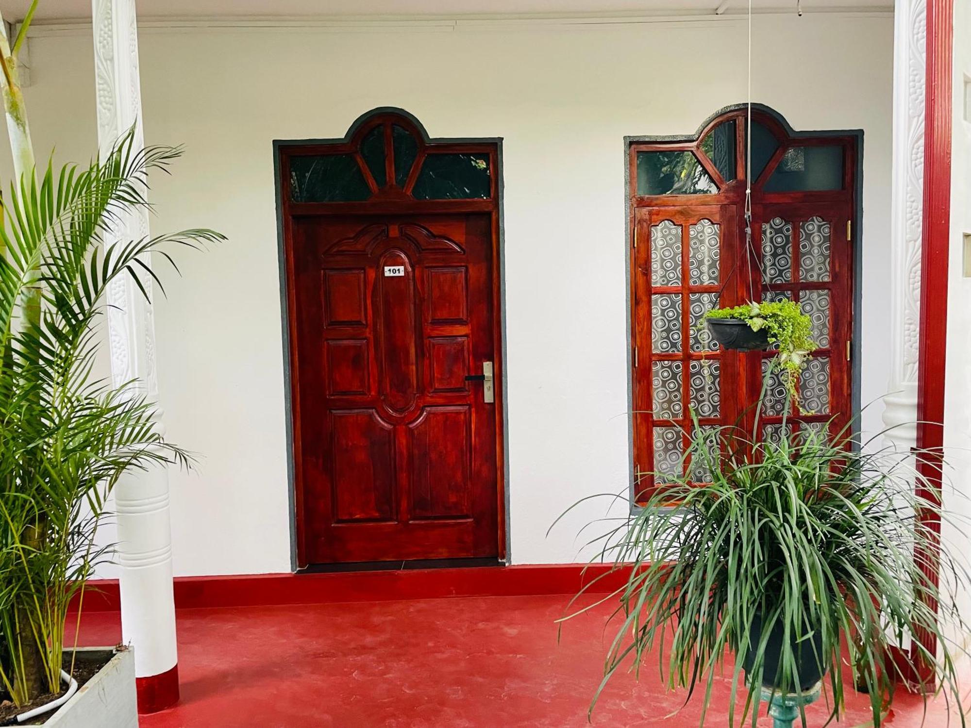 Kanthi Holiday Rest Homestay Mirissa Exterior photo