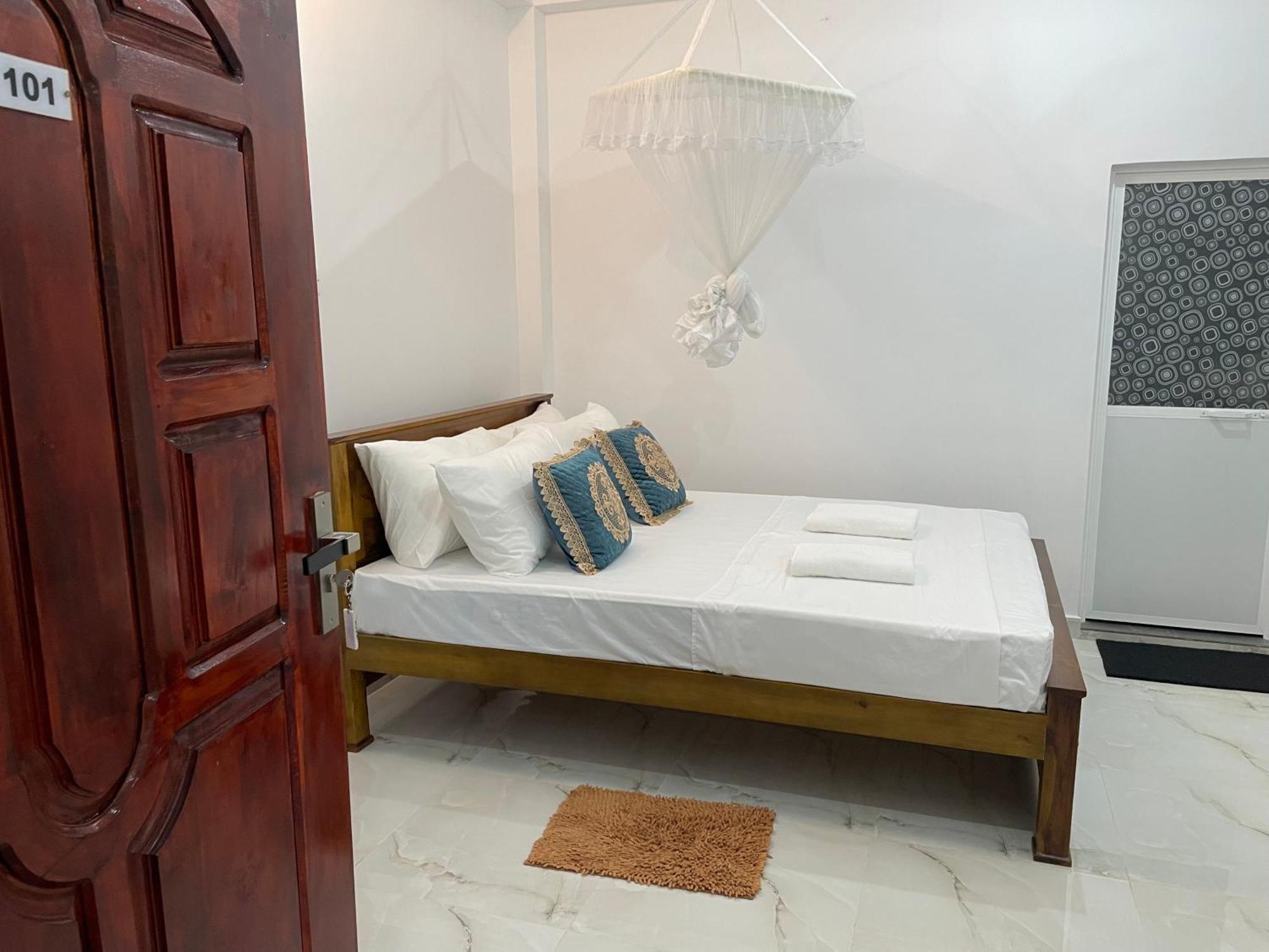 Kanthi Holiday Rest Homestay Mirissa Exterior photo